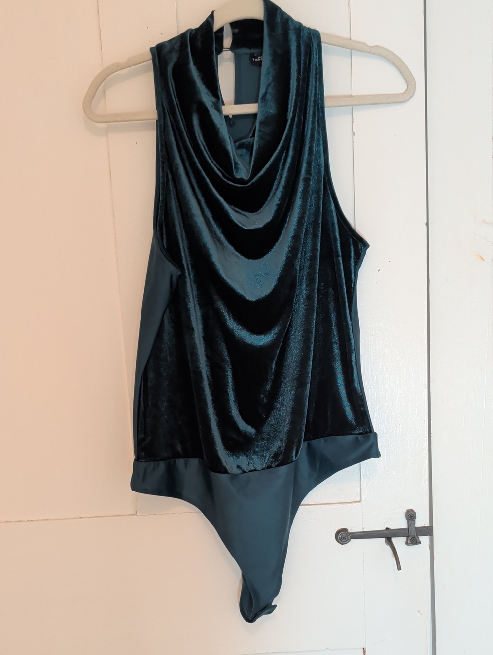 Sincerely Jules Bodysuit Green Velour Cowl Neck Sleeveless Snap Large City Chic